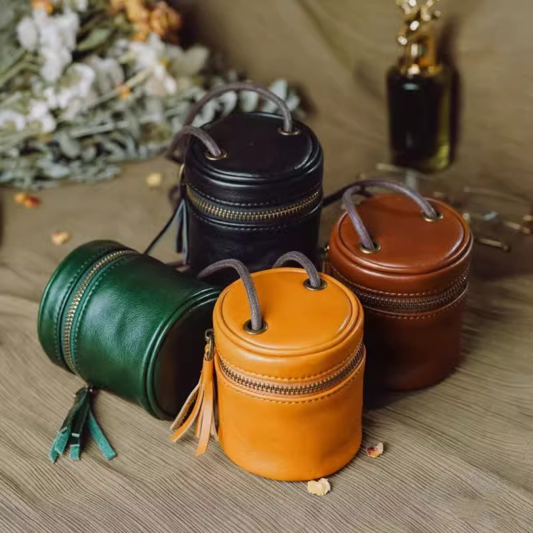 AestheticBloom leather bag