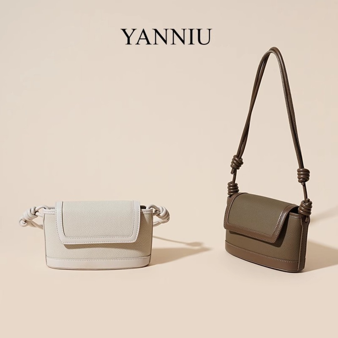 Fashionable Shoulder Bag