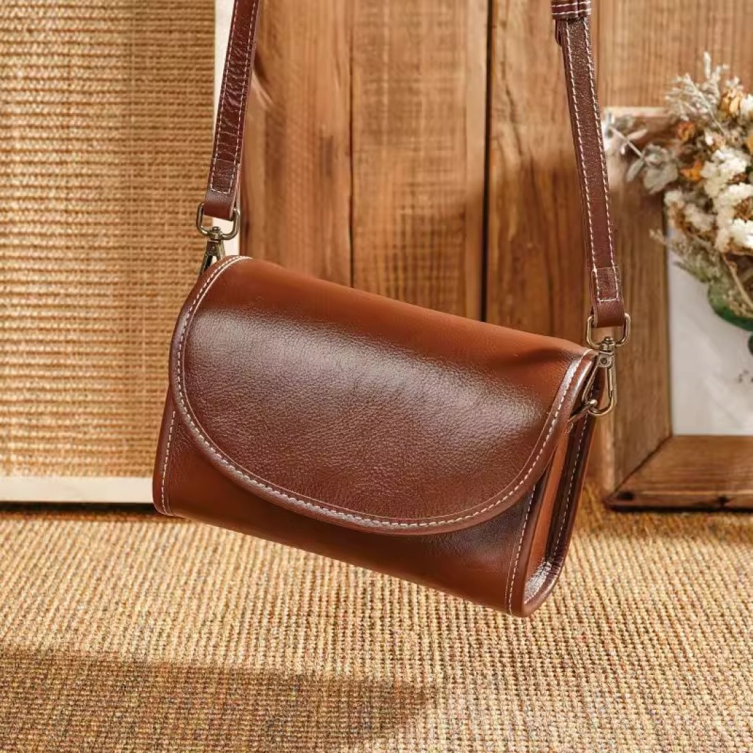 Serene leather bag