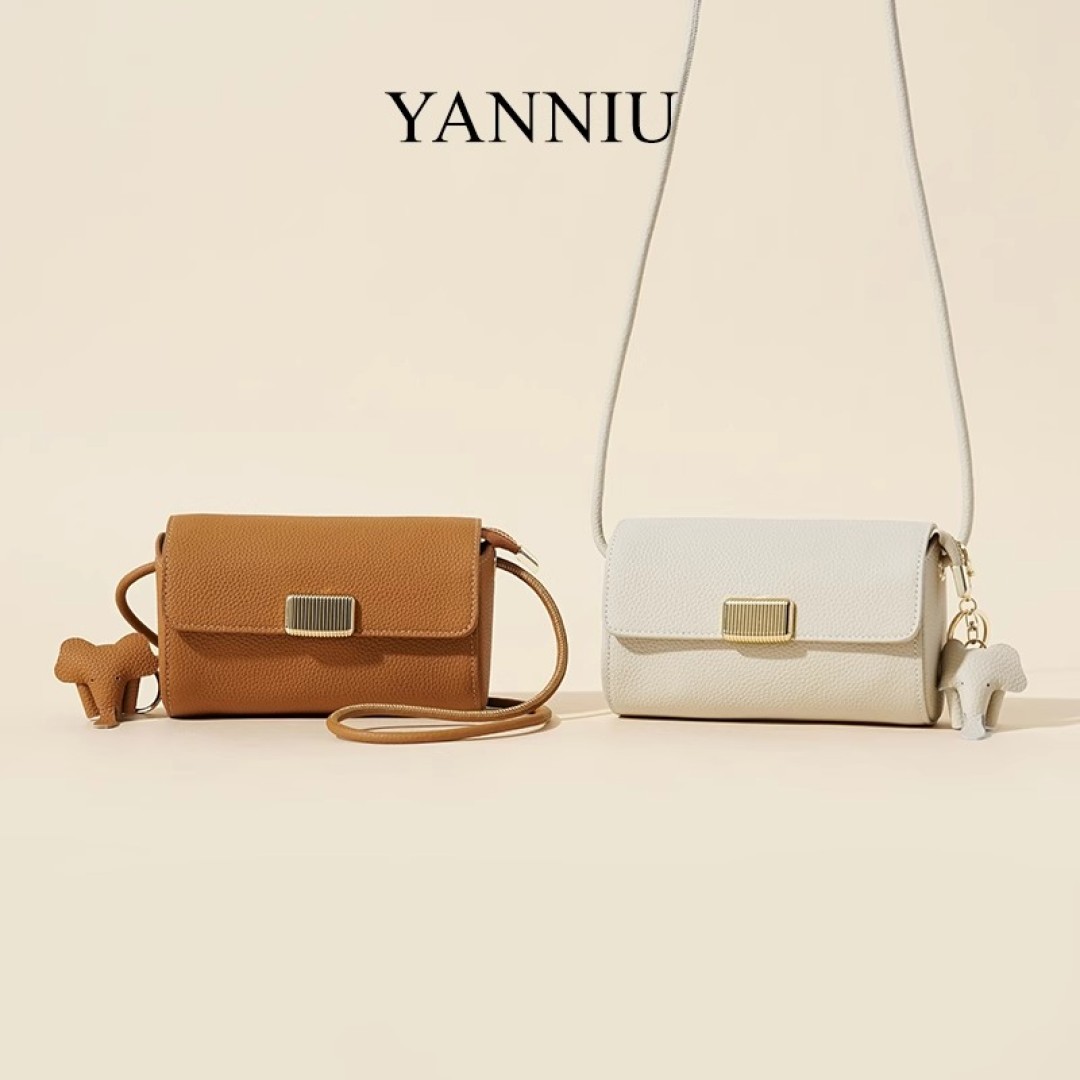 Sleek Single-Shoulder Bag