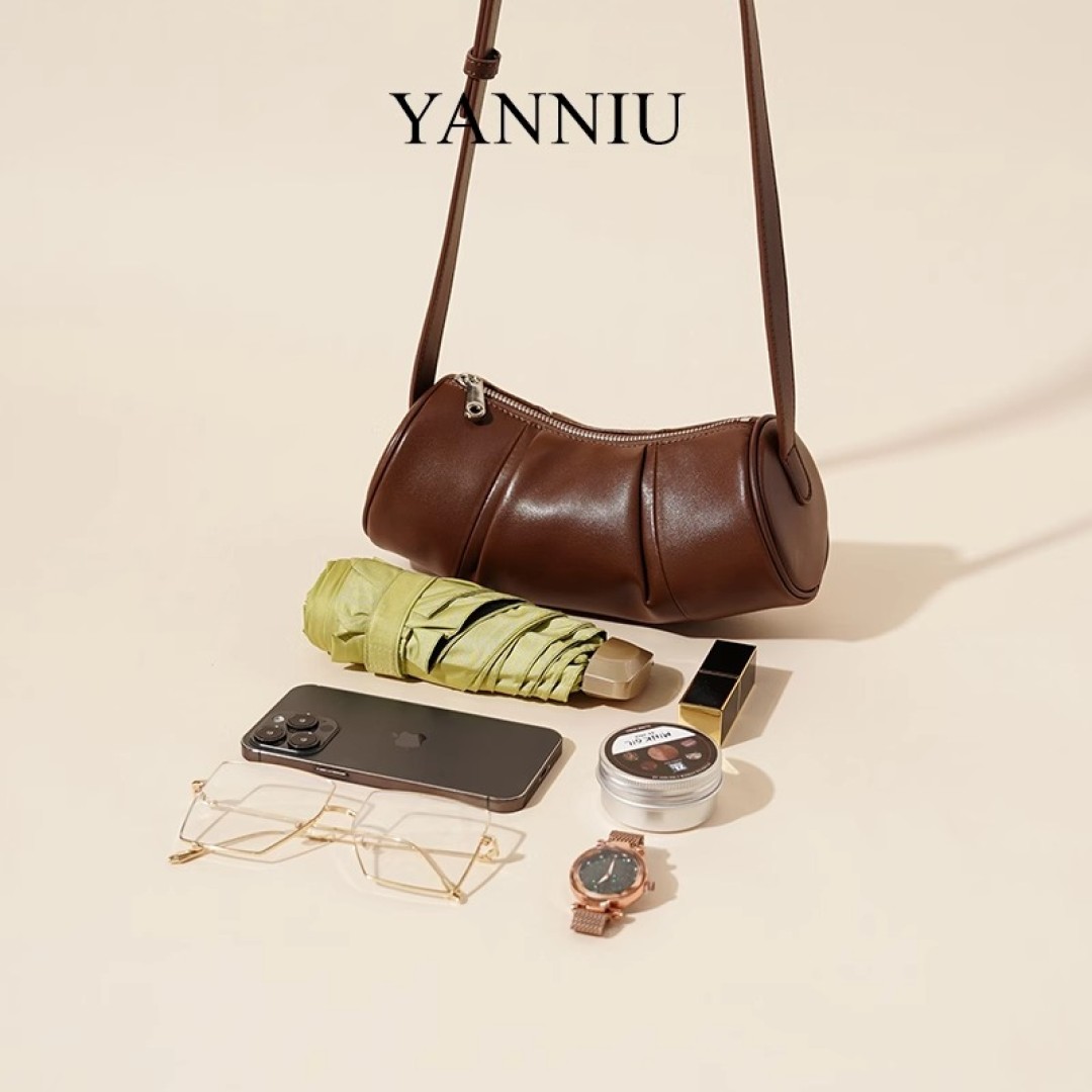 Chic Crossbody Tote