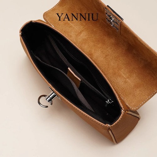 Trendy Shoulder Carryall