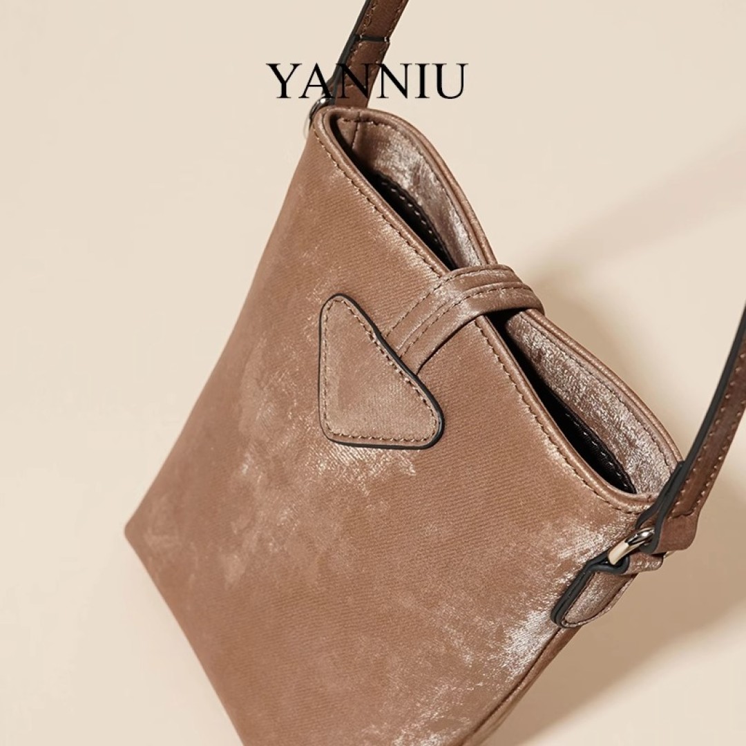 Portable Phone Pouch