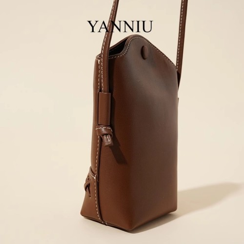 AllureBloom leather bag