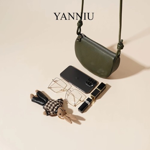 OpulentElegance leather bag
