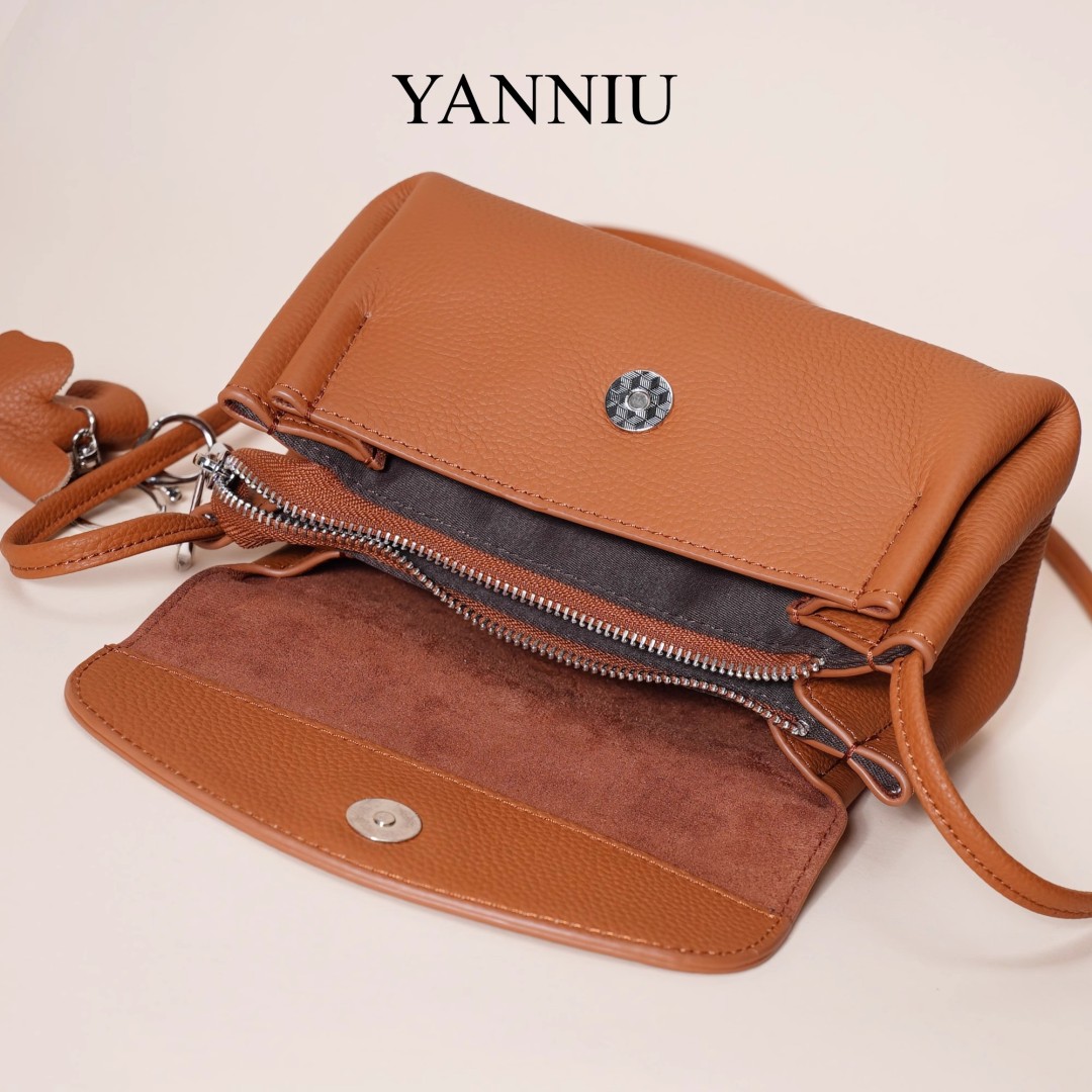 SereneCharm leather bag
