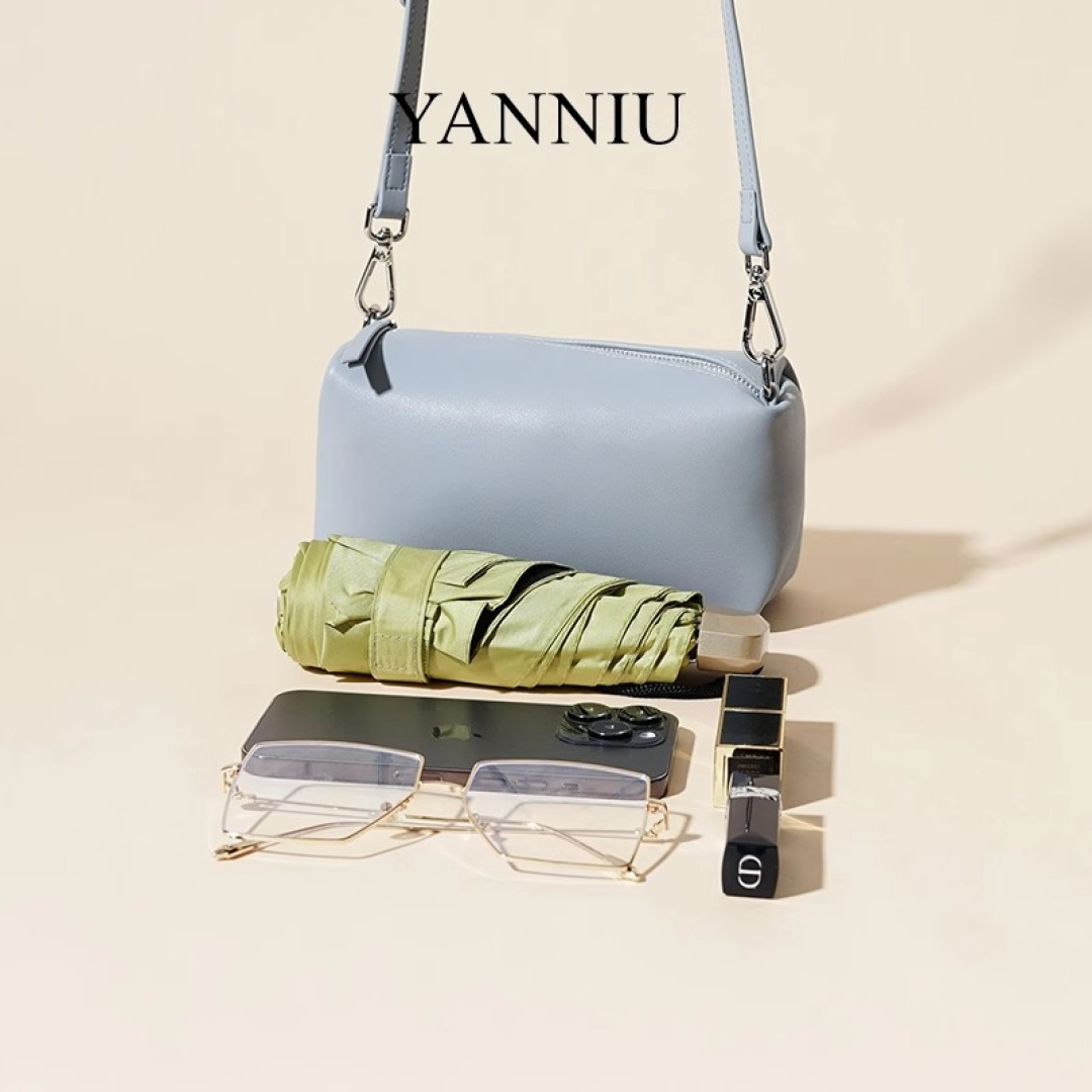 VogueBloom leather bag